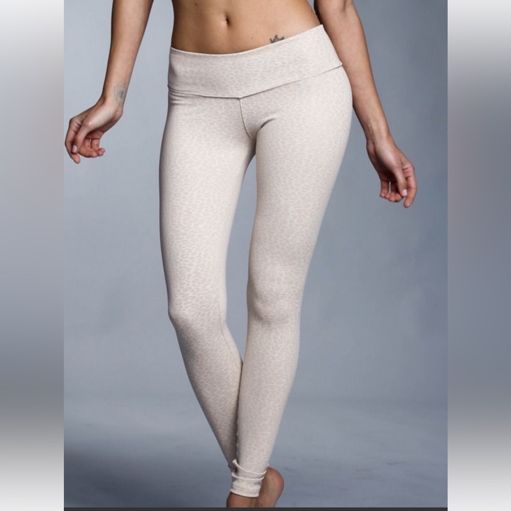 Track & Bliss Nude City Control Leggings